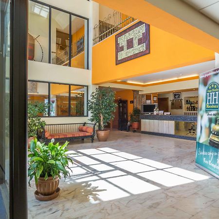 Hotel Los Templarios جيريز دي لوس كاباليروس المظهر الخارجي الصورة